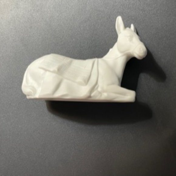 Avon Nativity Porcelain 1984 Donkey - Picture 2 of 9